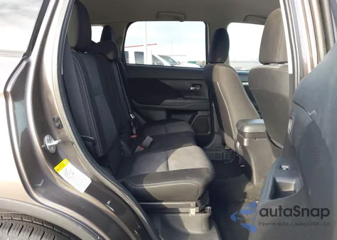 2017 Mitsubishi Outlander Es z USA, uszkodzony, nr VIN JA4AD2A34HZ011422